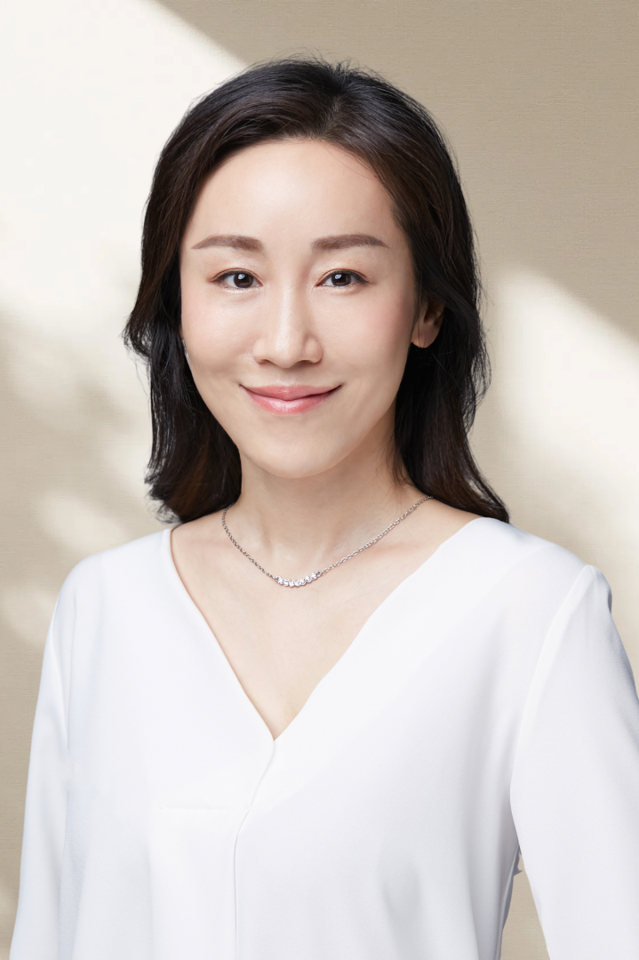 梁嘉珊 CLORIS LIANG